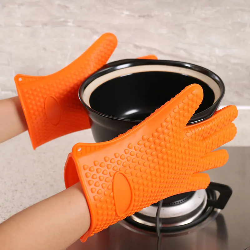 New Silicone BBQ Gloves Anti Slip Heat Resistant Microwave Oven Pot Baking Cooking Kitchen Tool Five Fingers Gloves WX9115744389