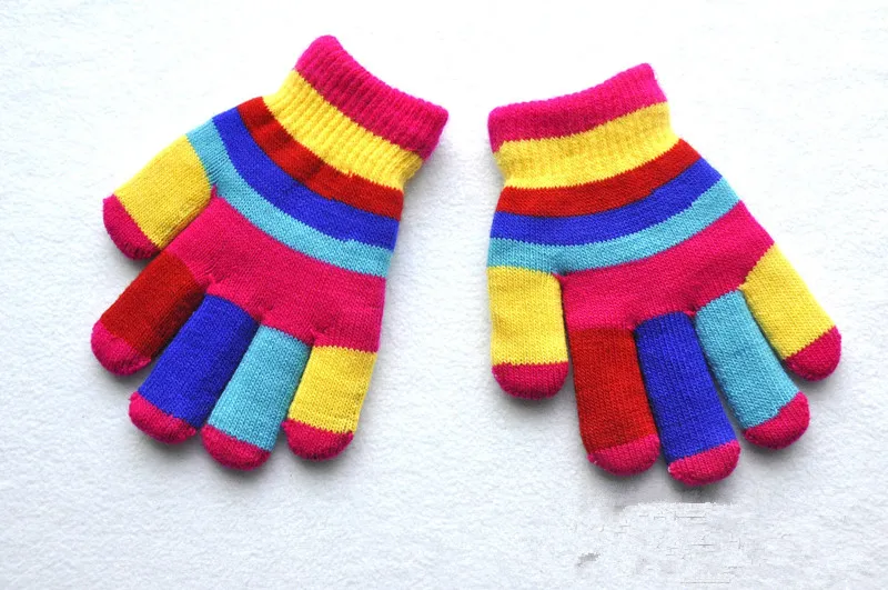 Magische Kinderhandschuhe für Jungen und Mädchen, dehnbar, farbiger Balken, schöne Doppelschicht, hochwertige Mode, zufällige Farben, 6 Farben