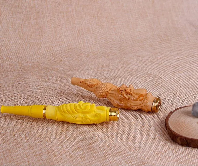 Confezione regalo intagliata a mano intagliata a mano in legno di sandalo. Il bocchino bocchino può essere pulito