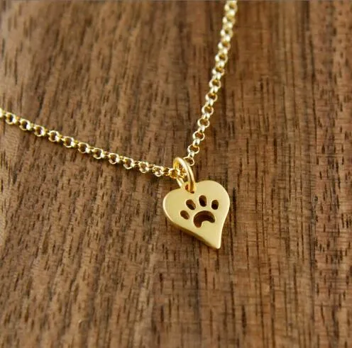 10 st hund Paw Print Love Heart Pendant Halsband Kvinnor Spring Fashion Style Animal Pet Palm PAL PAW Mark Print Necklace Party Gifts