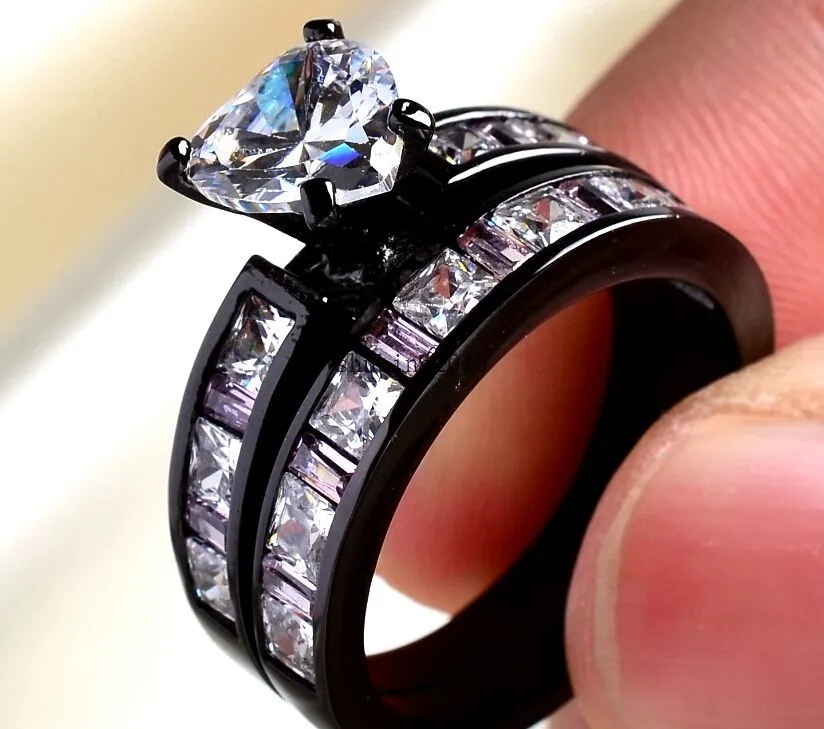 2016 Ny ankomst kvinnors smycken 10kt svart guld fylld safir simulerad diamant bröllop förlovning hjärta band ring set present storlek 5-11