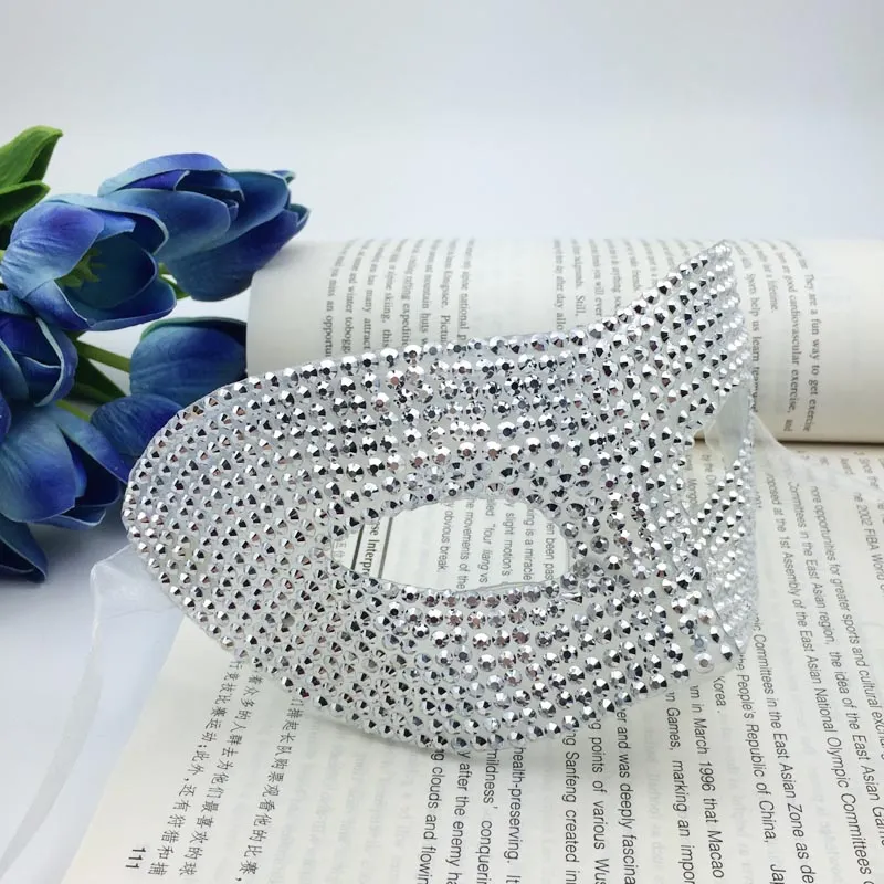 Full Crystal Mask Luxury Prince Mask Venetian Masquerade Party Masks Half Face Sexy Woman Mask Carnival Wedding gift 