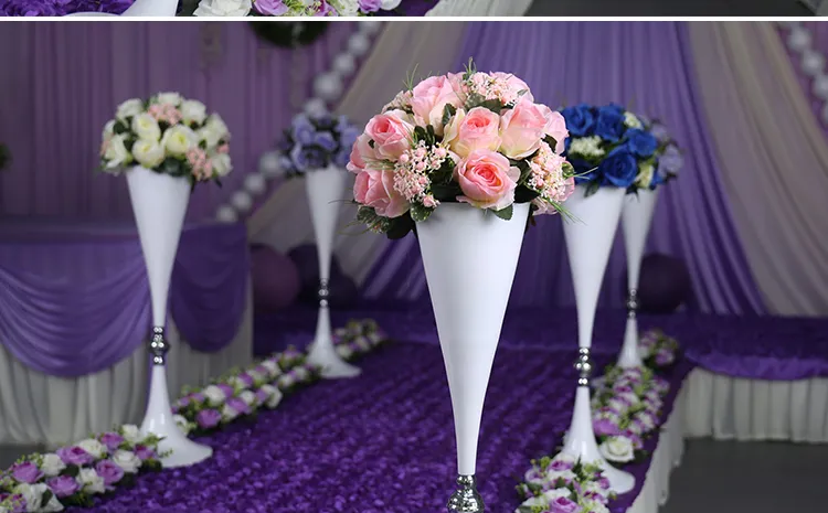 ohne Blume Meistverkaufter 70-cm-Hochzeitsgoldkandelaber im Angebot