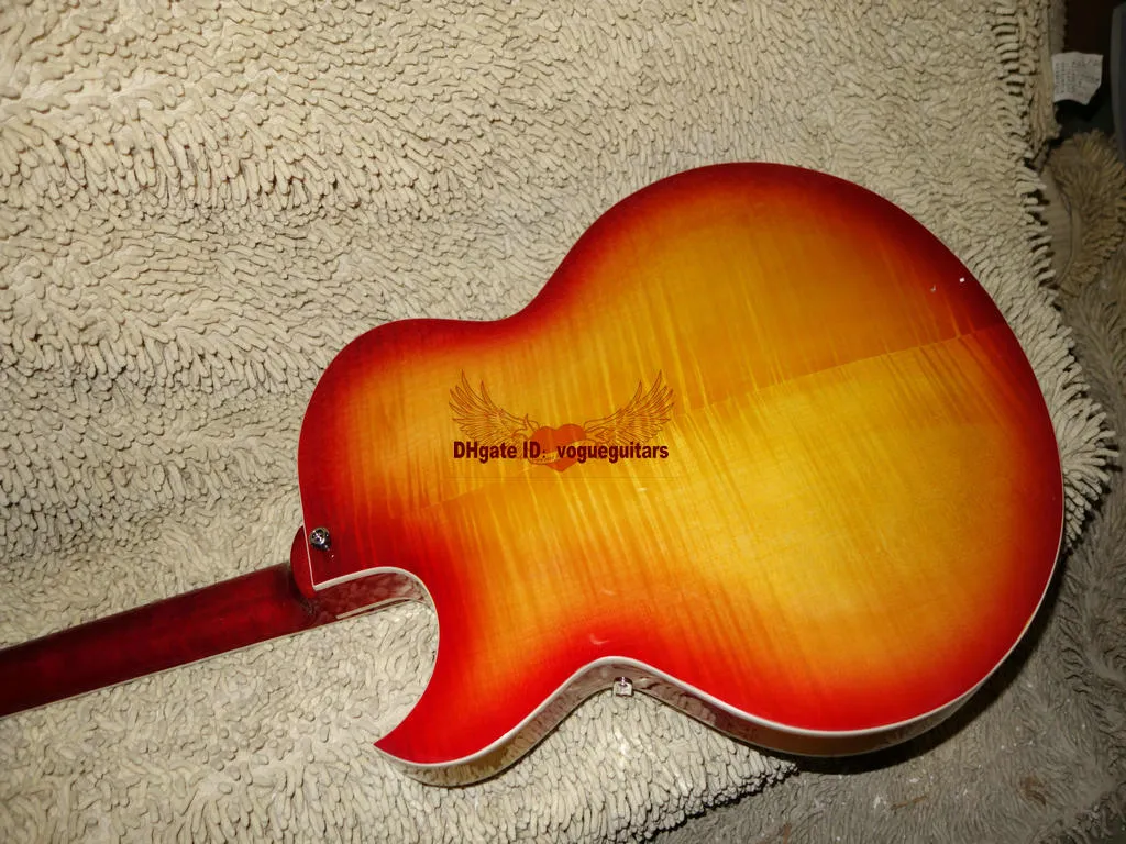 Custom Shop 137 Jazz Electric Guitar Hollow Body Gitarr i Cherry Burst Siberian Tiger Gratis frakt A111119