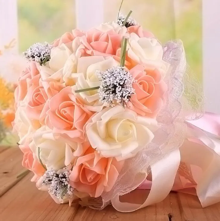 Bouquet de casamento romântico lavanda lilás perfeito casamento favores mão segurando flores artificiais ornamentam buquê de casamento de seda