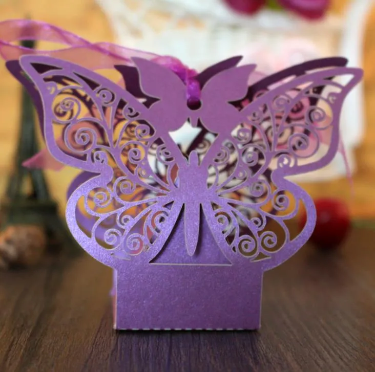 Scatole bomboniere grandi con taglio laser a forma di farfalla Scatole caramelle Scatole regali di carta perlata decorazioni feste di Natale la doccia di compleanno del matrimonio