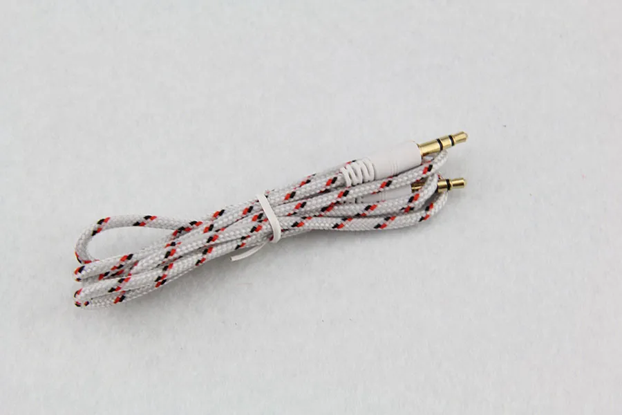 Оптовая продажа 500 шт. / лот 3.5 мм стерео аудио AUX кабель плетеный тканые ткани провода вспомогательные шнуры Джек мужчин и мужчин M / M 1 м 3 фута свинца для Iphone sa