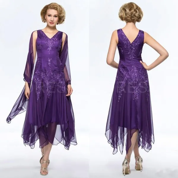 Fabulous Dark Purple Mother of the Bride Dresses Tea Length Short Party Dress V Neck Formal Wear with Beaded Embroidery and Wrap