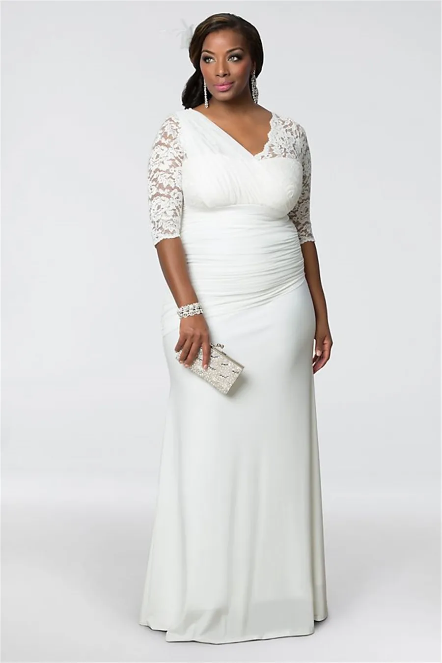 Elegant V-neck Plus Size Wedding Gown 19150906 Half Sleeves Lace and Chiffon Floor Length Bridal Dress vestido de noiva sereia sexy