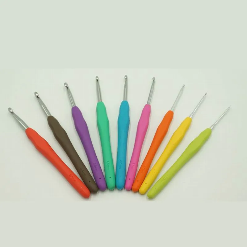 Darmowa wysyłka, Multicolor Needles Needles Mieszane Metalowe Hook Szydełkowy Zestaw Szablon TPR I Aluminium Dla Loom Narzędzia Band DIY Crafts