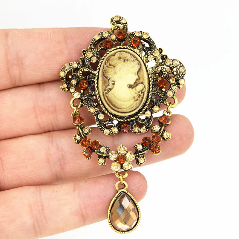 ANTIQUE GOLD Vintage Stylish Hot Selling Women Head Cameo Brooch Elegant Gift Scarf Pin Top Quality Crystals Rhinestone Pretty Pins