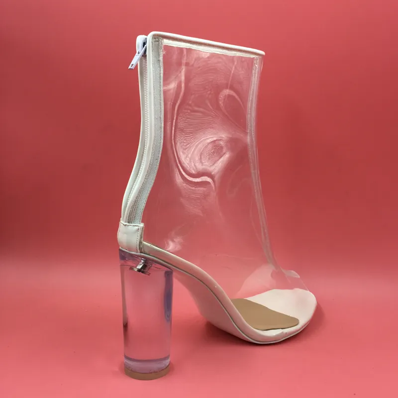 Limpar Sapatos De Casamento De Plástico Botas Ver Através de PVC Mulheres Botas Curtas Voltar Zíper Personalizado Saltos De Bloco De Cor 10 Coleções de Pista Ankle Boots