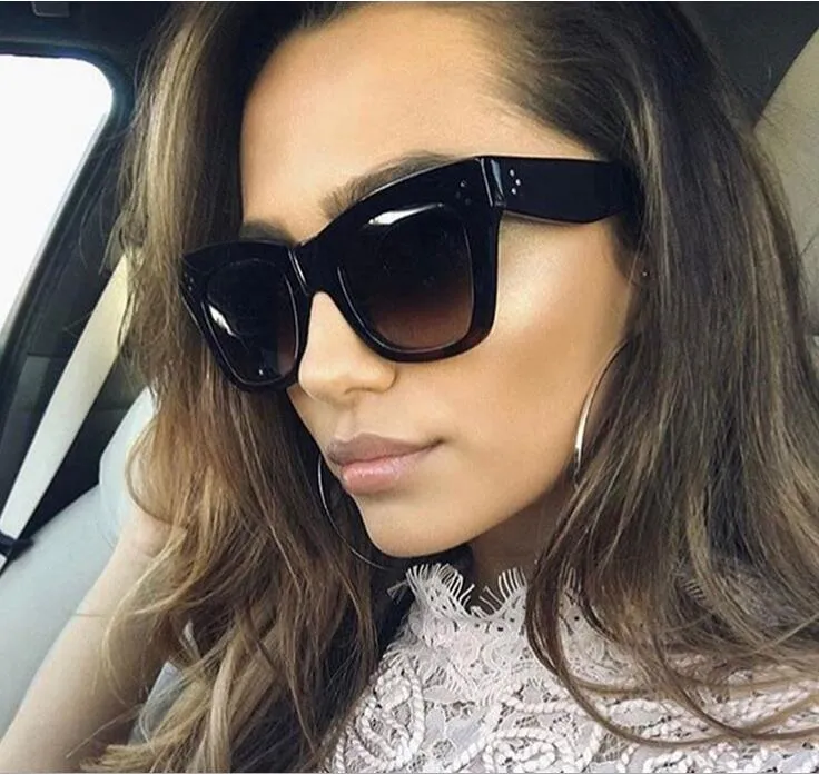 Ladies Retro Rivet Cat Eye Sunglasses Women Fashion Brand Design Vintage Oversized Big Frame Sun Glasses For Female 