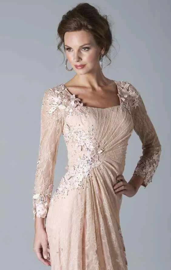 2020 Novo Blush Rosa Lace Mãe Da Noiva Vestidos Mangas Compridas Apliques Até O Chão Formal Mãe Vestido Vestidos de Noite Barato C1511754