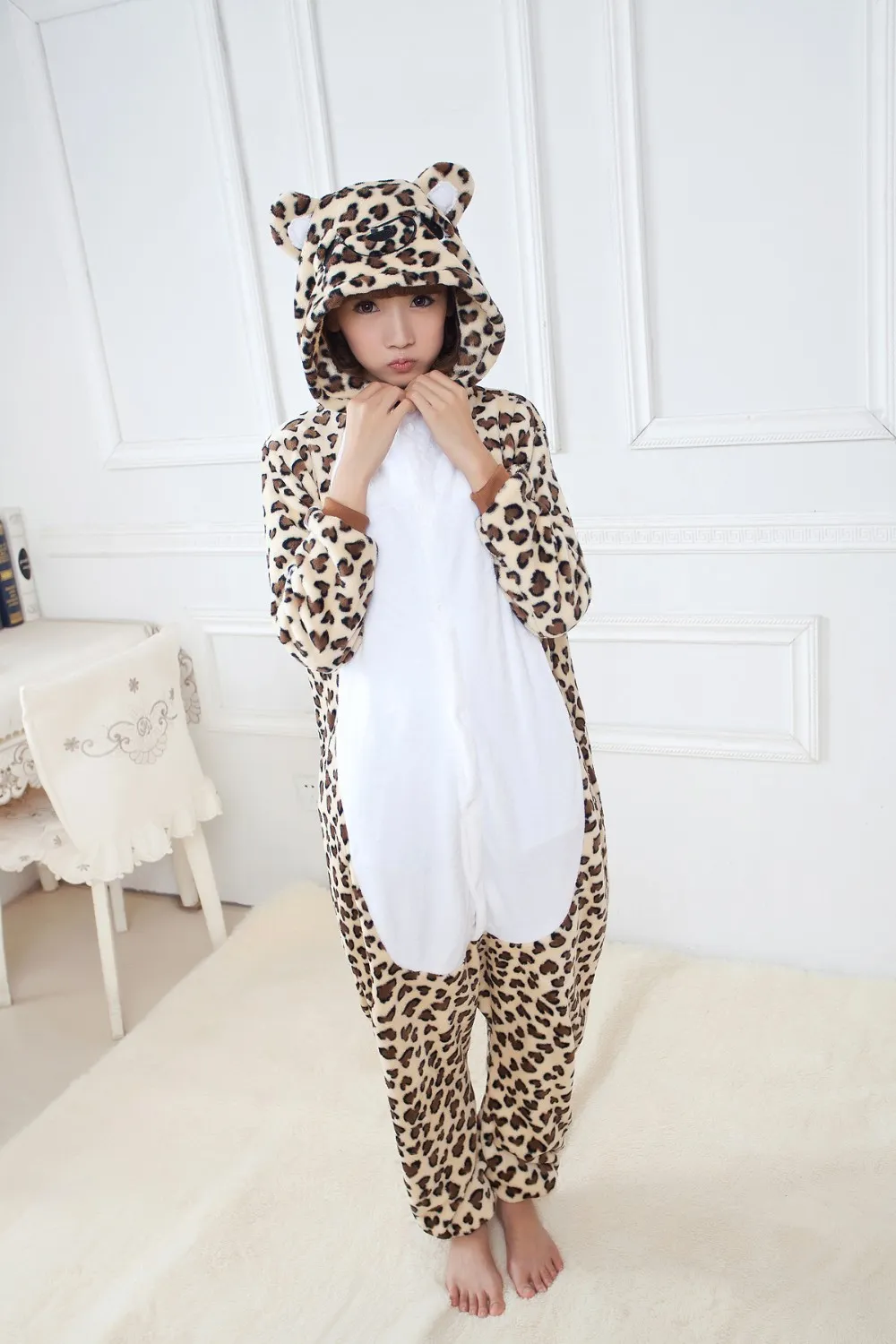 Leopardo Urso Onesies Adultos Unisex Animal Pijamas de Flanela Com Capuz Cosplay macacão Panda Pijamas Sleepwear Casa roupas macacão