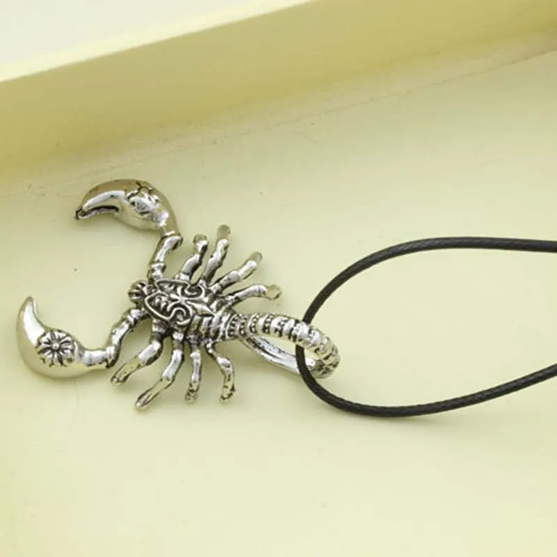 european stainless steel scorpions jewellery vintage gold silver men pendants necklaces Leather rope chain necklace wholesale