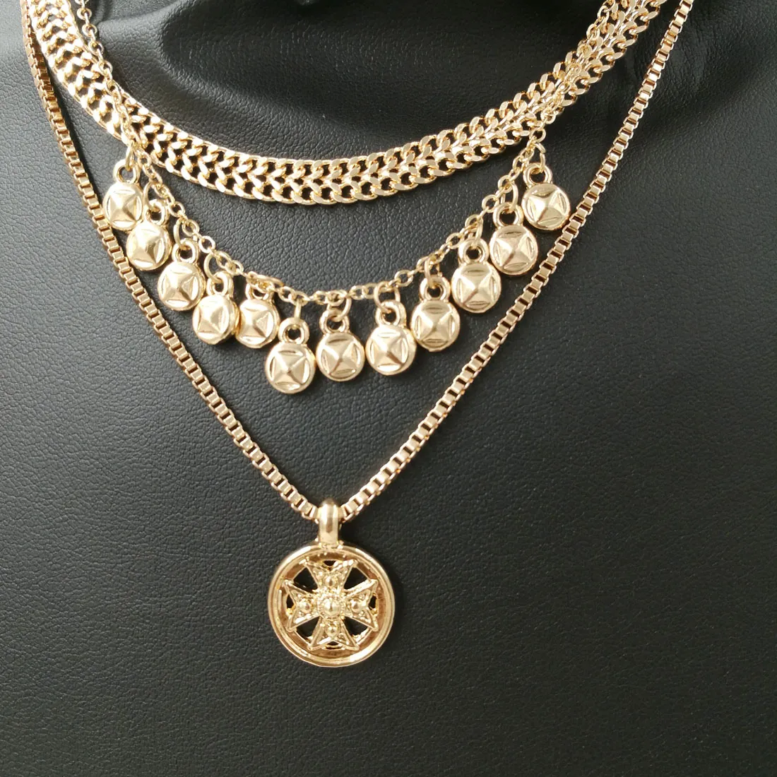 Marque de mode Punk chaîne en métal pièces de monnaie colliers pour femmes bijoux Vintage pendentifs en or colliers chunky necklace4420970