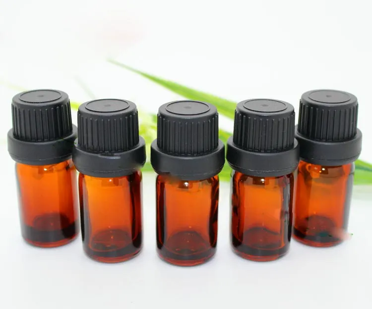 1000 adet / grup 5 ml Amber Cam Esansiyel Yağ Şişeleri Ile Hortum Uzun İç Fiş Ve Siyah Sabun Kapağı 5ml Eliquid 5cc Cam Amber Konteynerler Için