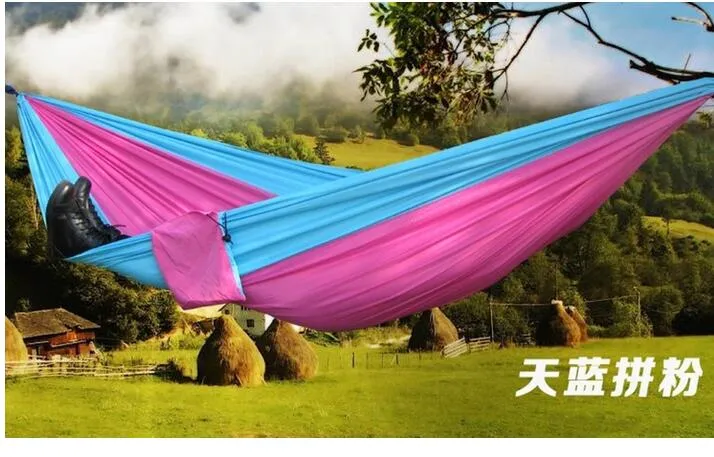 2016 Toppförsäljning Utomhus Bärbar Camping Dubbel Hängmatta Utemöbler Allmänt Använd Parachute Hammock Portable Swing Bed Bed