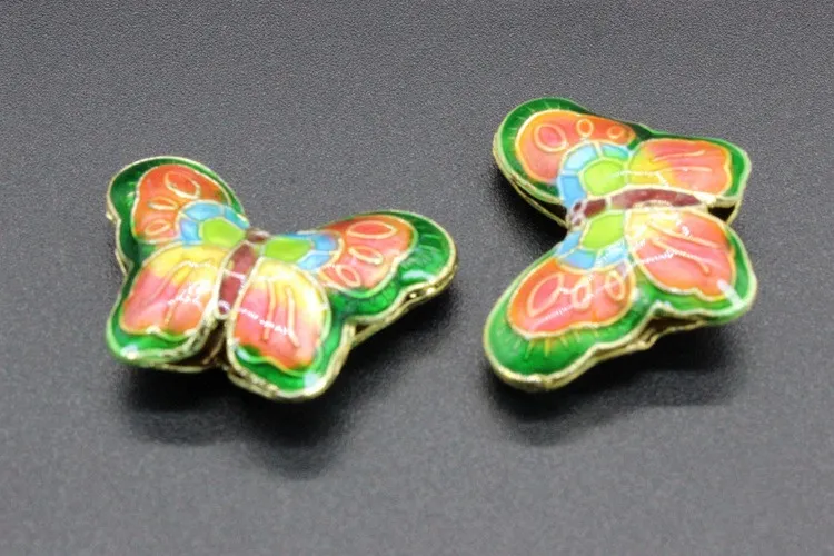 Butterfly CloisonneビーズマルチカラーフィリグリーシルバーブルースペーサールーズビーズDIYジュエリーブレスレットクラフトチャームクルインソリスンビーズ