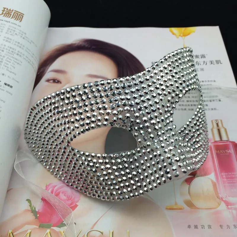 Full Crystal Mask Luxury Prince Mask Venetian Masquerade Party Masks Half Face Sexy Woman Mask Carnival Wedding gift 