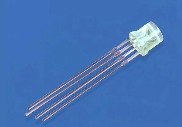 Anodo comune diodo LED RGB da 5 mm con sommità piatta trasparente da 50 pezzi