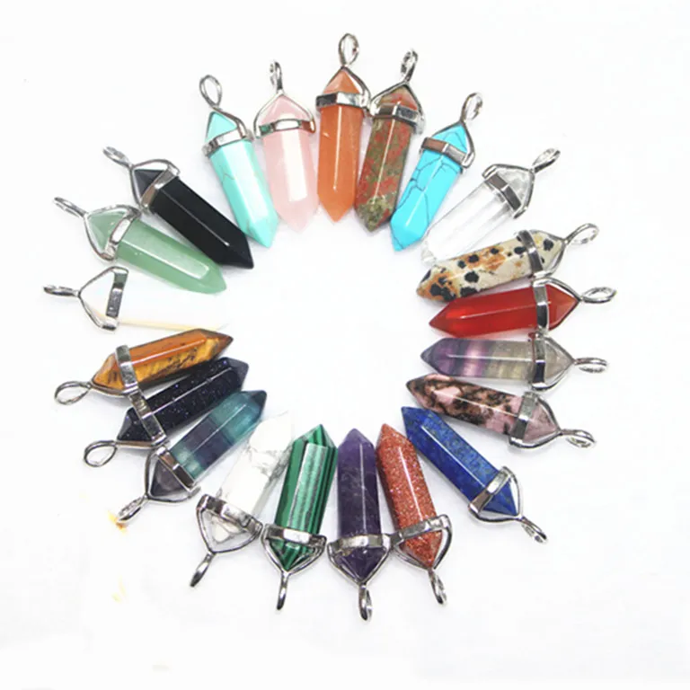 Bulk Charms 6 Sida Pendulum Bullet Amethys Jade Malachite Tiger Eye Natural Stone Hänge Halsband Quartz Crystal Pendant Healing Crystals