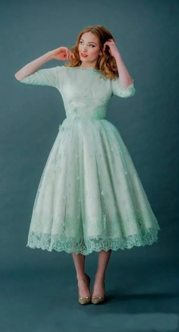 Mode Te Längd Bröllopsklänning Mint Färgglada Korta Bröllopklänningar Bateau Neck Vintage Lace Garden Wedding Party Wear Custom Made