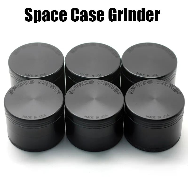 Space Case Grinders 55/63mm Herb Reting Grinder 2/4 bitar Tobak med triangelskrapa Aluminiumlegering Material Herbal Spice Crusher DHL