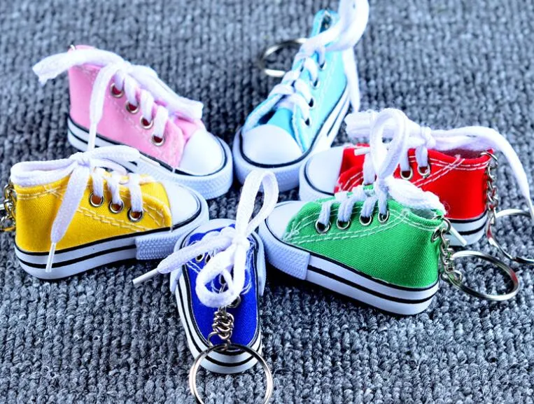 7.5 * 3.5 * 4cm Mini 3d Sneaker Keychain Canvas Skor Key Ring Tennis Shoe Chucks Keychain Favoriter