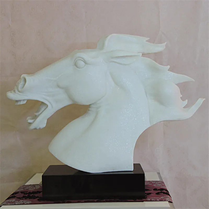 Cabeça de cavalo escultura artesanato arte criativa personalizada cor com resina de fibra de vidro para decoração de roupa macia do clube