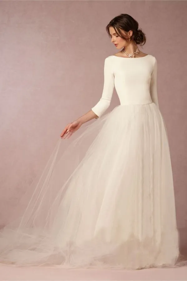 Cheap Stunning Winter Wedding Dresses A Line Satin Top Backless Bridal Gowns with Sleeves Simple Design Soft Tulle Skirt Sweep Train