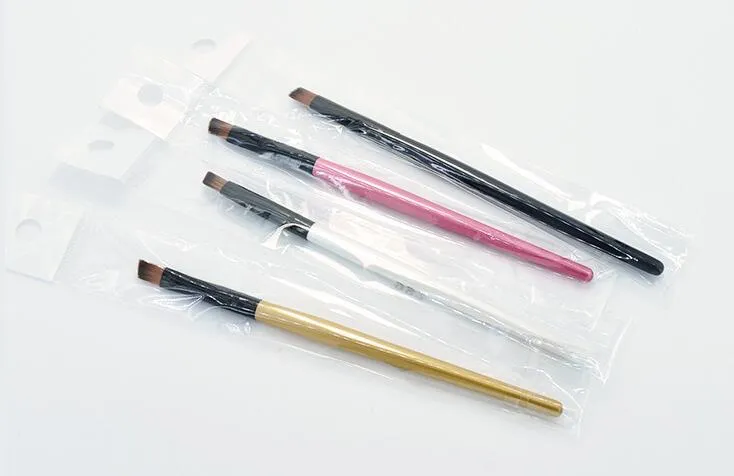 Nail polish brush sets are made of imported artificial fiber, wool, wooden handle, cosmetic brush and beauty tool