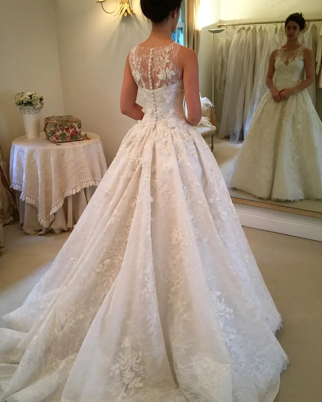 Beaded 3-D Floral Wedding Dresses Illusion Neckline Lace Bridal Gown Sweep Train A-Line White Wedding Gowns