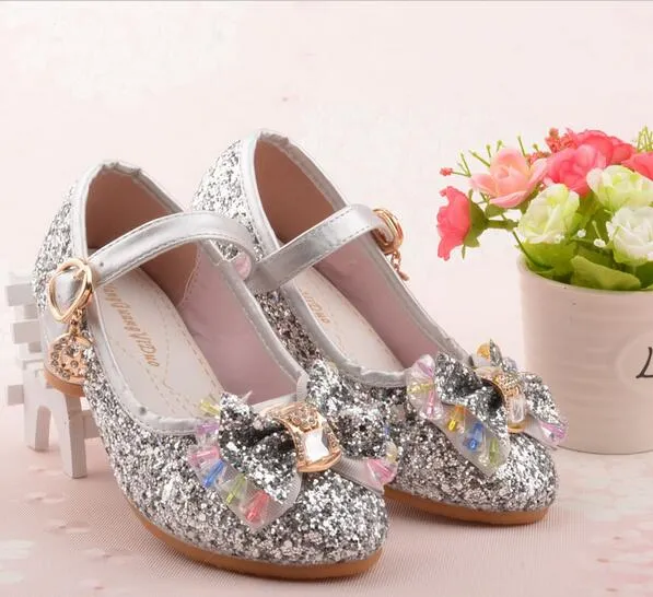 Chaussures bébé fille rose, chaussures de berceau, mariage de fête