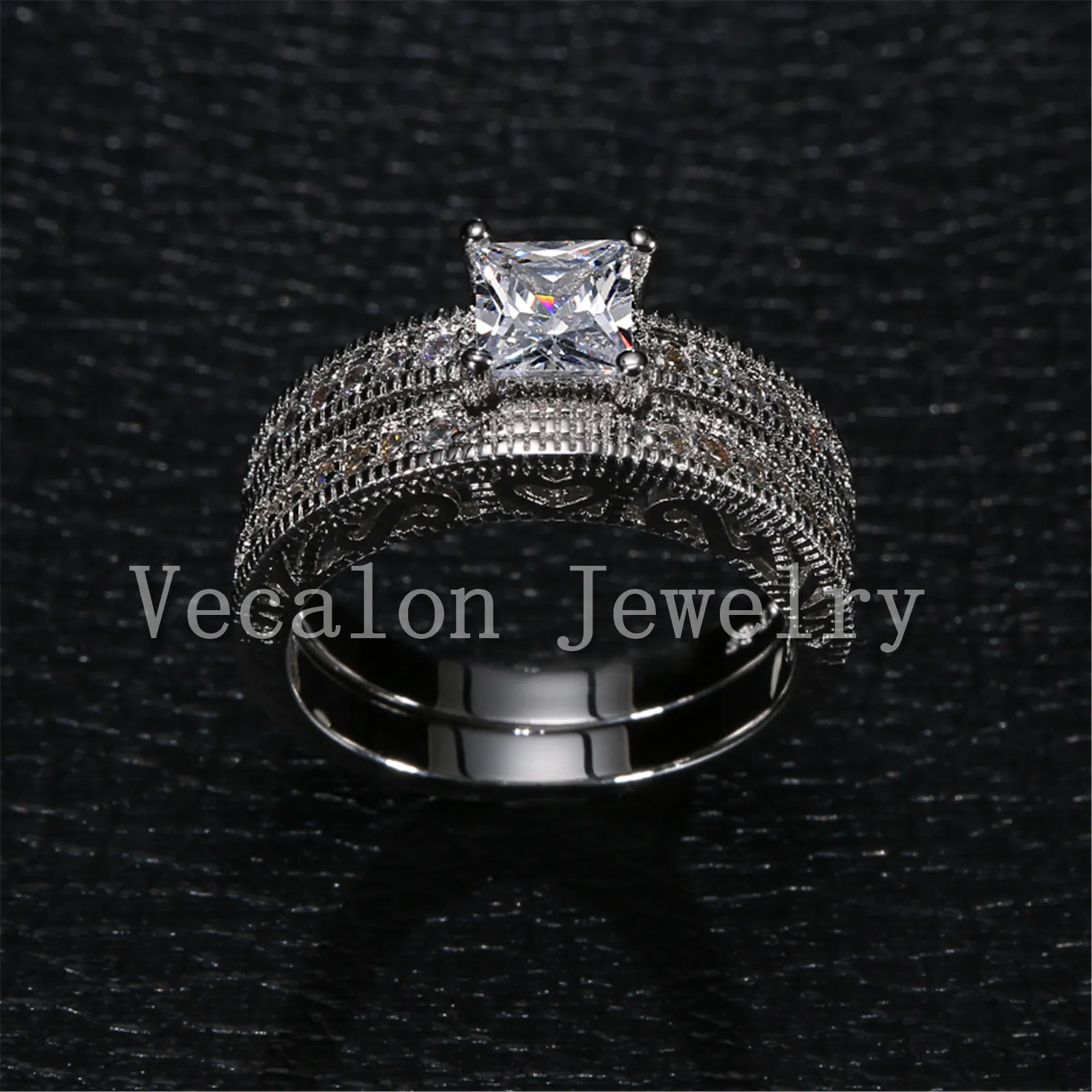 Vecalon خمر الإناث الدائري الأميرة قطع 2ct مقلد الماس تشيكوسلوفاكيا 10kt الذهب الأبيض شغل الخطوبة خاتم الزواج مجموعة للنساء