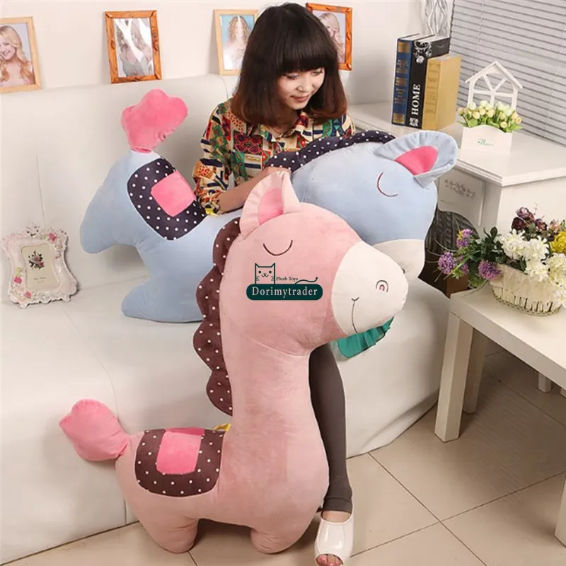 Dorimytrader Adorável Macio Animal Cavalo De Pelúcia Brinquedo Dos Desenhos Animados de Pelúcia Grande Boneca de Cavalo Anime Travesseiro Presente para Crianças de 39 polegadas 100 cm DY61740