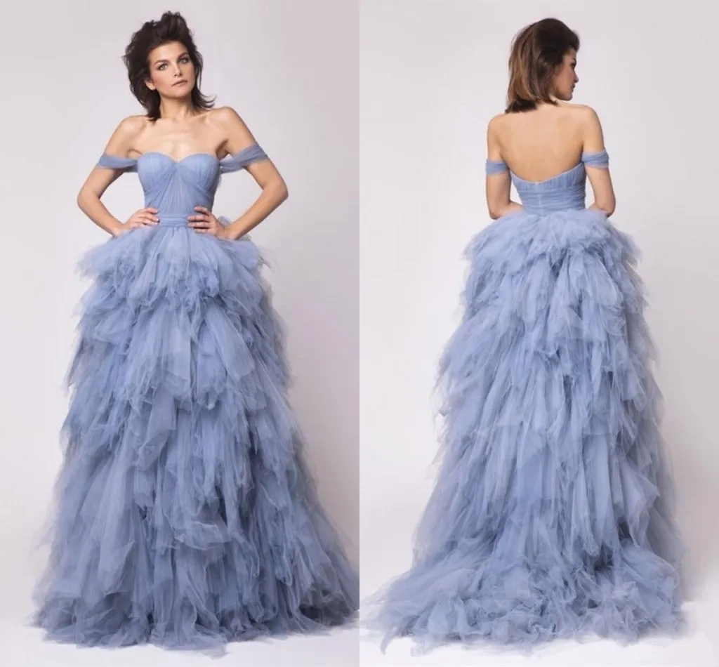 Abiti da sera con spalle scoperte blu ghiaccio 2016 Tulle Ruffles Abiti da ballo a file Sweep Train Backless Abiti da festa convenzionali Custom Made