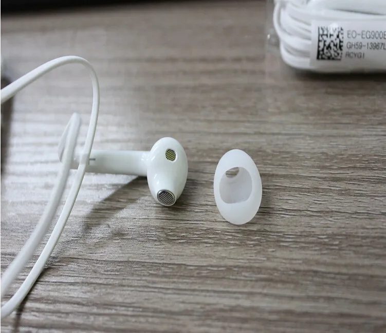 200ピー/ロット*イヤホンgalaxy s6エッジS7 S5 S4 S3のためのMICと音量制御が付いているイヤホンIN-EAR 3.5mm