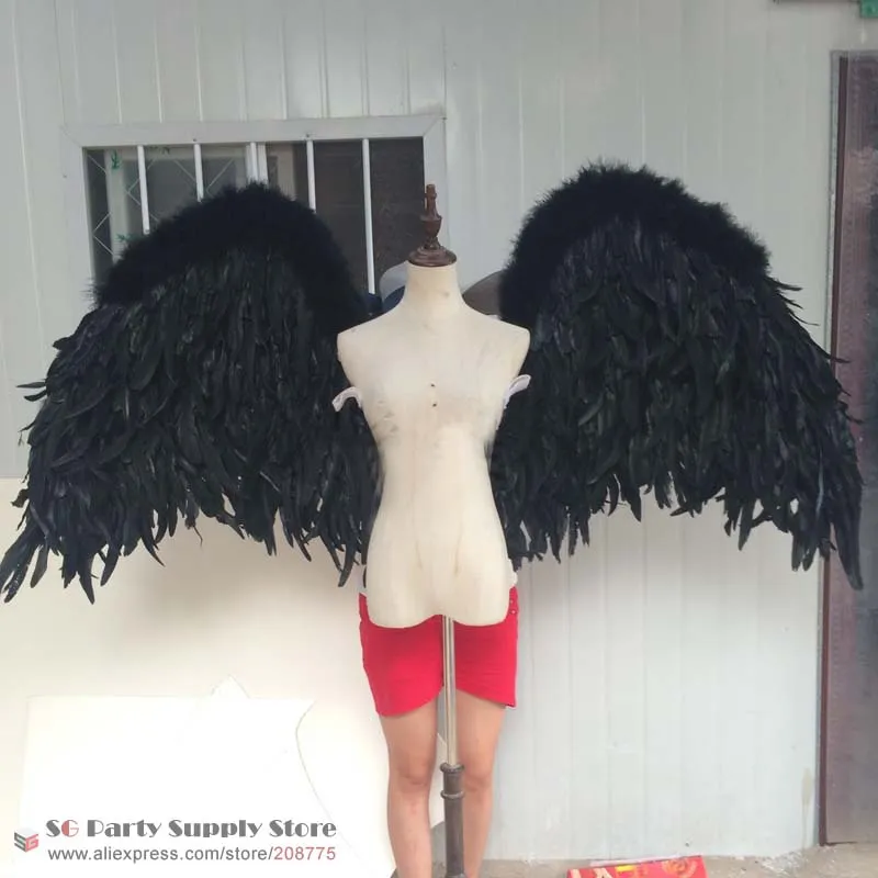 Vuxens anpassade Black Devil Feather Wings Cosplay Models 'Scen Show Visar Shooting Props Pure Handgjorda EMS Gratis frakt