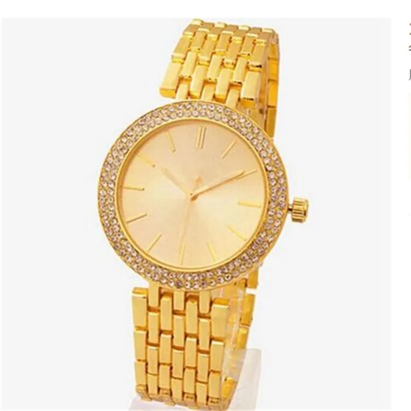 Orologio casual di lusso di lusso di lusso a doppia fila cristallo di lusso di lusso moderno abito grande elegante femminile039 di orologio all'orologio all'ingrosso8821633