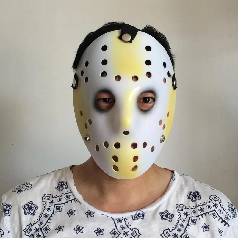 Nouveau Jason Mask Cosplay Masque intégral Couleur jaune clair et blanc Halloween Party Scary Mask Jason vs Friday Horror Hockey Film Mask