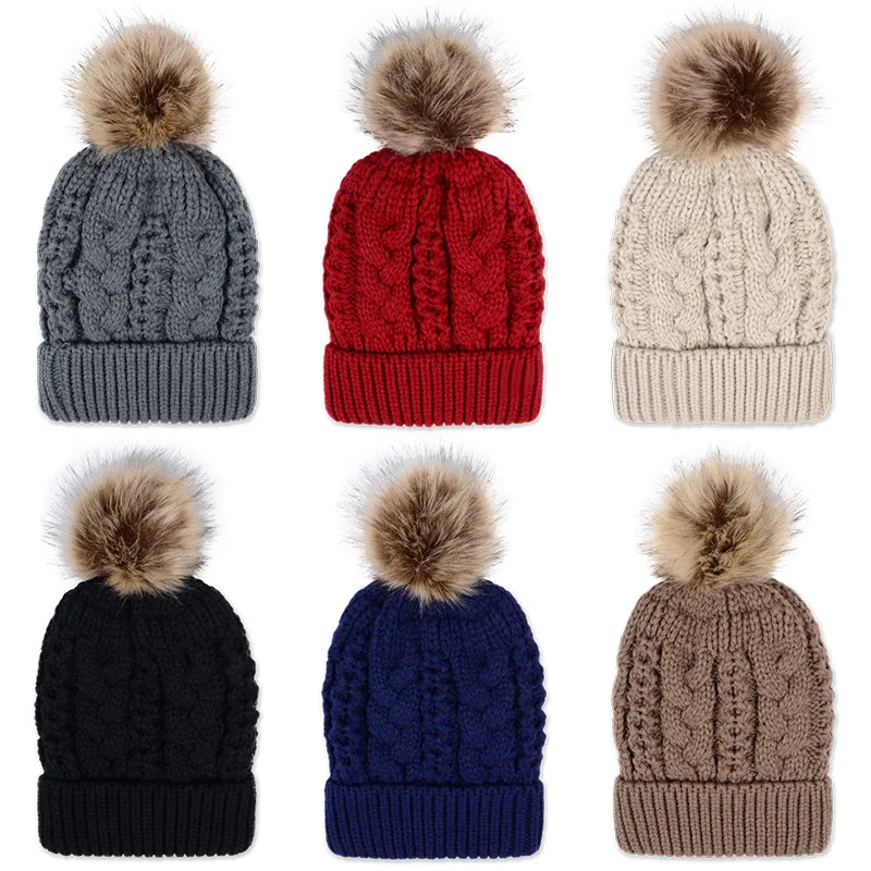 Winter dikke dubbele laag kleurrijke sneeuw caps wol gebreide beanie hoed met kunstmatige wasbeer bont poms voor vrouwen mannen hip hop cap 20pcs