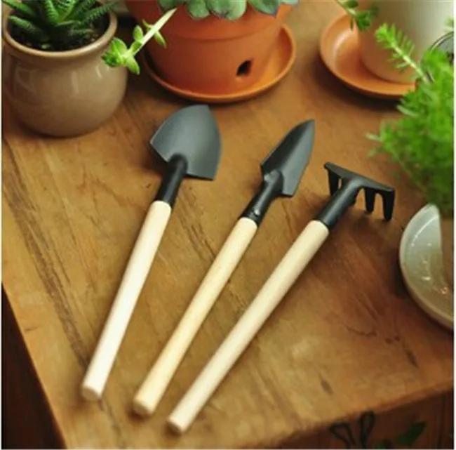 3pcs Mini Garden Hand Tool Kit Plant Gardening Shovel Spade Rake Trowel Trähandtag Metal Head Gardener Gratis frakt