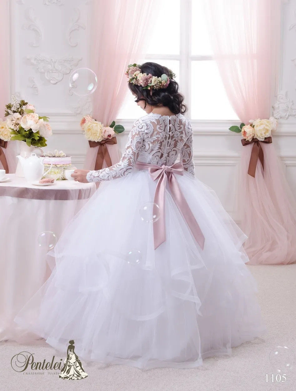 2021 Ball Gown Flower Girls Dress с длинными рукавами и многоуровневой юбкой кружев