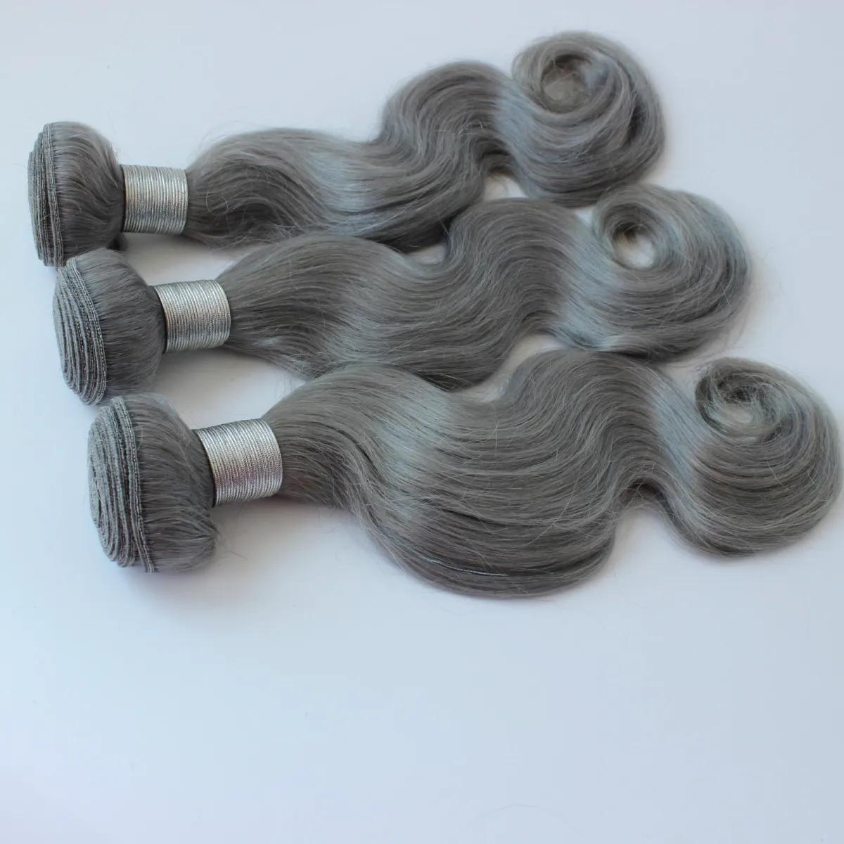 Sliver Gray Body Wave Hair Bundles 100% Human Hair Weft From 10 to 30 Inch Brazilian