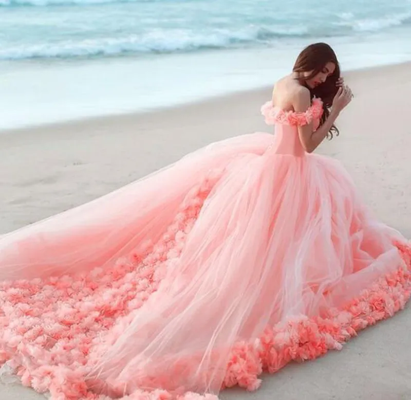 Charming 2019 Pink Quinceanera Dresses Sweet 16 Dresses Off The Shoulder Neckilne Princess Ball Gown Cinderella Prom Dresses with Flowers