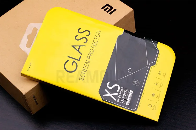 Universal-Verpackungspapier-Displayschutzbox aus gehärtetem Glas für gängige Telefone, klare Sicht, individuell mit Logo