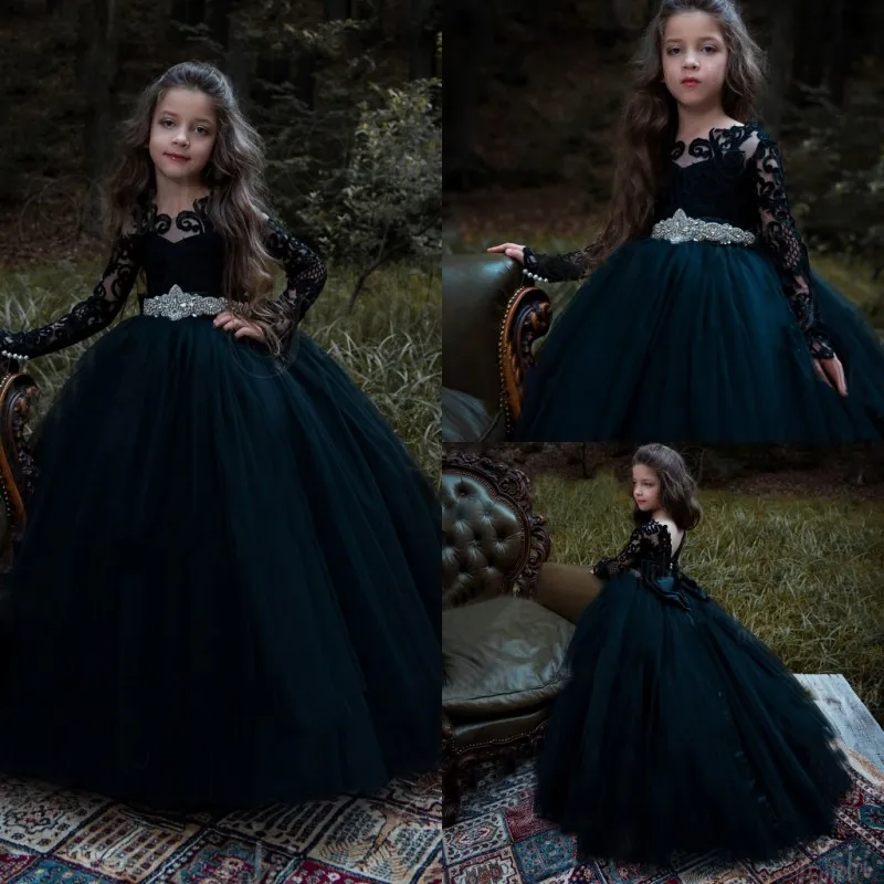 Black Long Sleeve Flower Girl Dresses For Weddings Vintage Lace Appliqued Toddler Pageant Dress Crystal Little Baby Communion Ball Gowns