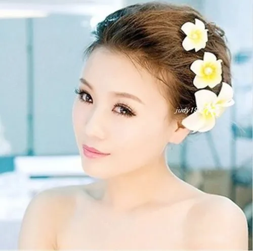 15% korting! Hawaiiaanse Florida Strand Plumeria bruiloft bloemen Haarstroken Schuim frangipani bloem haarspeld bruids haar clip meisje haar accessoire 60 stks